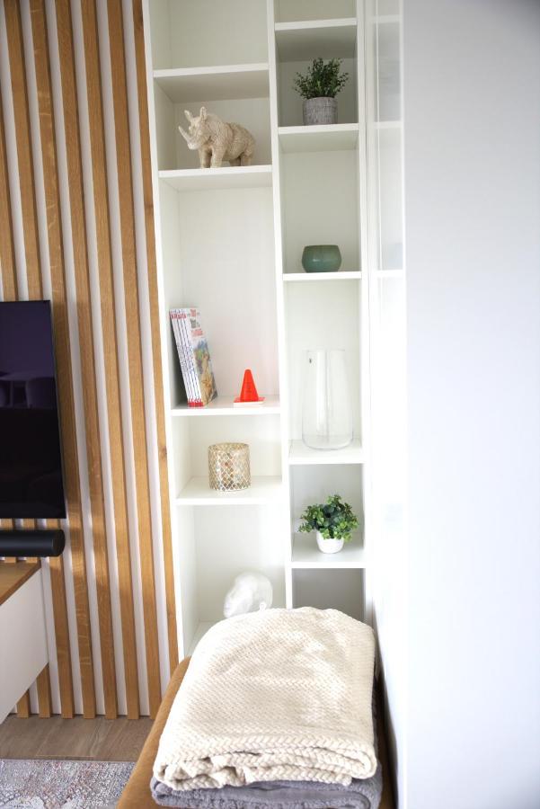 Peaceful Modern 2 Bedroom Penthouse With Nice View Hesperange Bagian luar foto