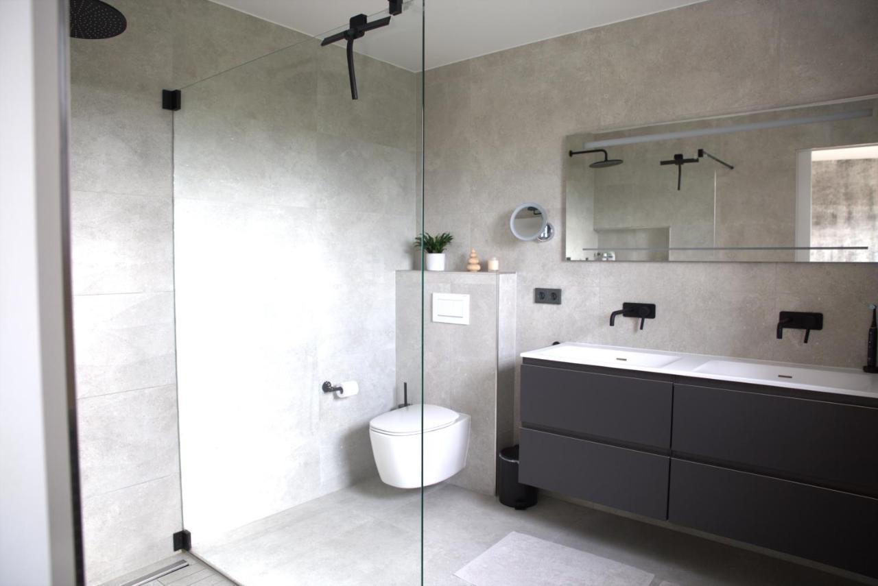 Peaceful Modern 2 Bedroom Penthouse With Nice View Hesperange Bagian luar foto